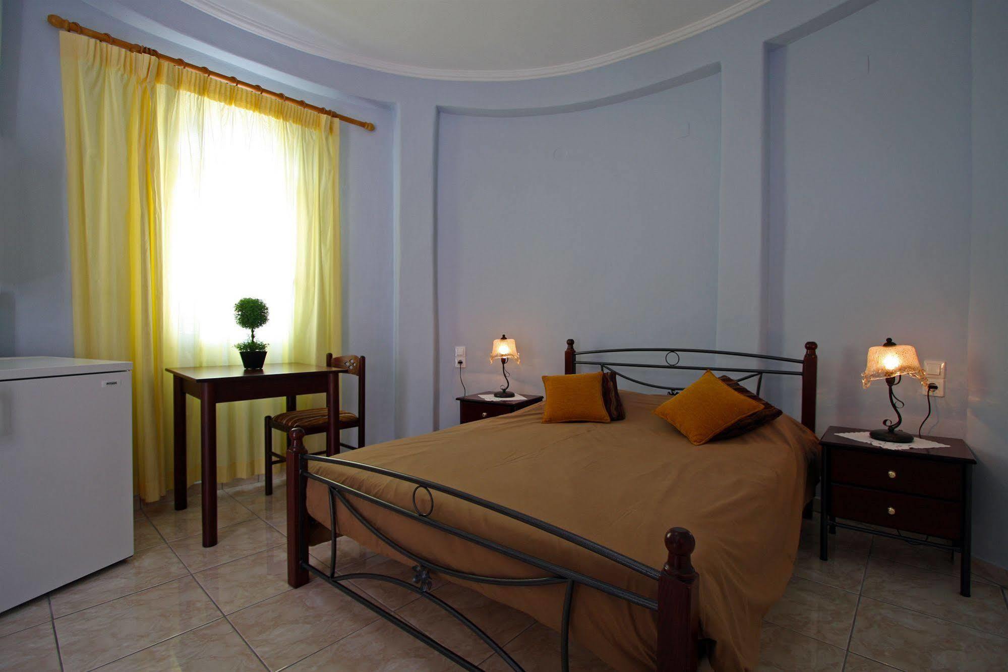 Hotel Mylos Фиростефани Экстерьер фото